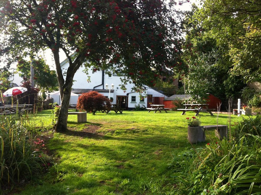 Notley Arms Inn Exmoor National Park Elworthy Exteriör bild